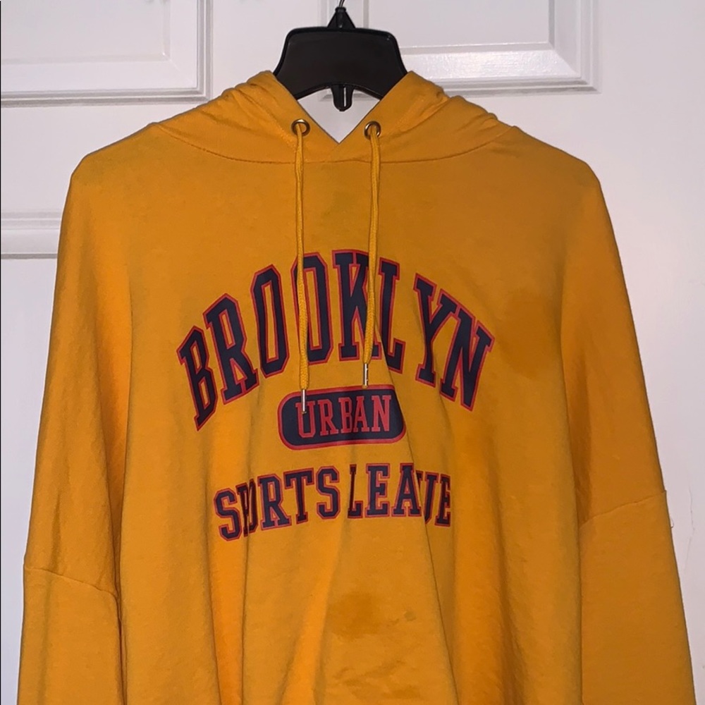 Cropped Hoodie